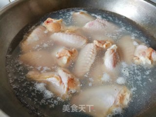 黄焖鸡翅的做法步骤：3