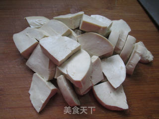 茄子炒小素鸡的做法步骤：2
