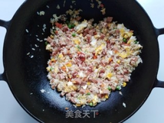 方腿粟米青豆炒饭的做法步骤：6