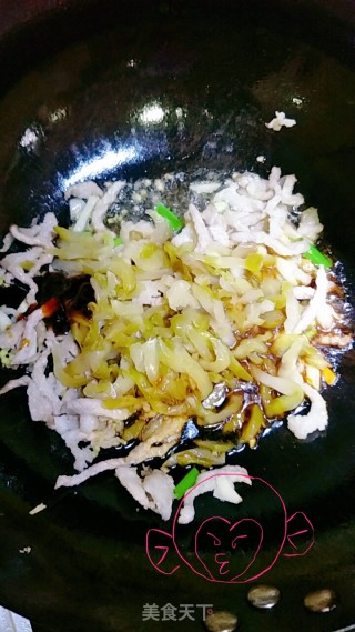 榨菜肉丝面的做法步骤：8