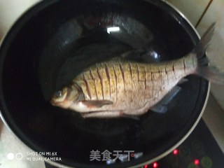 红烧鳊鱼的做法步骤：3