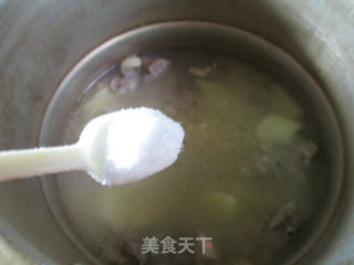 黄豆土豆排骨汤的做法步骤：10