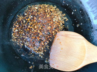 蒜蓉粉丝蒸丝瓜的做法步骤：4