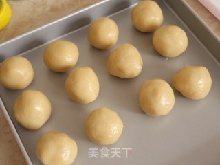 莲蓉广式月饼（含转化糖浆、莲蓉馅做法）的做法步骤：23