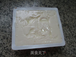 榨菜丝鸡蛋豆腐汤的做法步骤：2
