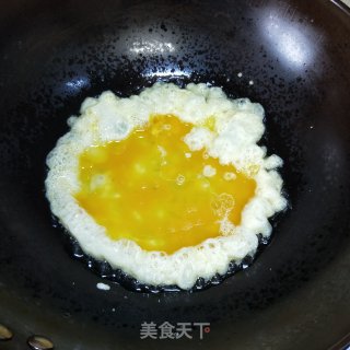 韭菜香菇炒蛋的做法步骤：4