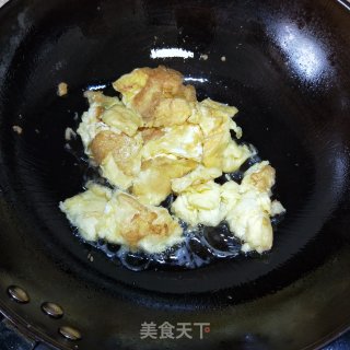 韭菜香菇炒蛋的做法步骤：5