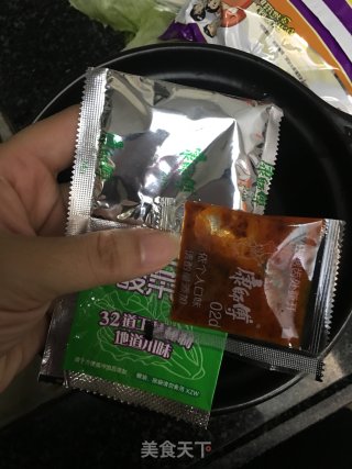 芝士泡面锅的做法步骤：2