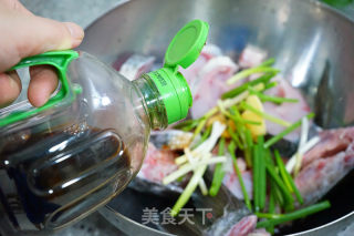香辣草鱼豆腐煲的做法步骤：5