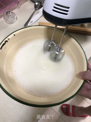 香蕉牛奶蛋糕的做法步骤：4