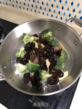 麻辣香锅的做法步骤：2