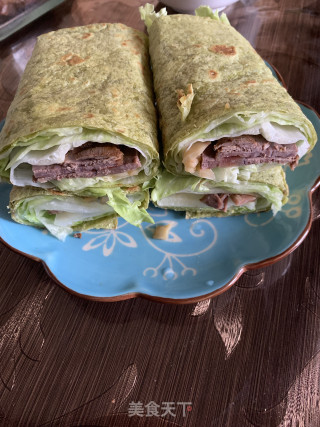 榨菜丝牛肉卷饼的做法步骤：3