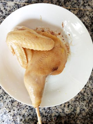 葱头油鸡的做法步骤：1