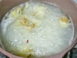油麦菜馄饨粥的做法步骤：3