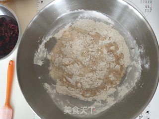 蔓越莓乳酪面包的做法步骤：3