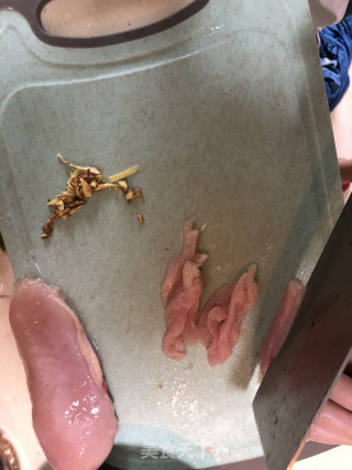 鸡丝杏鲍菇的做法步骤：2