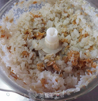 焖子油渣锅贴的做法步骤：5