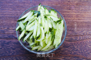 《中餐厅》秦海璐同款鸡丝凉面的做法步骤：6