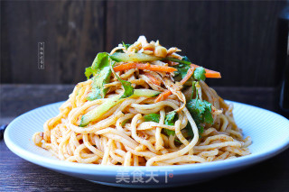 《中餐厅》秦海璐同款鸡丝凉面的做法步骤：11