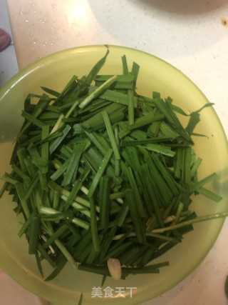 韭菜土豆丝的做法步骤：3