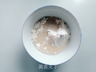 葱香小油饼的做法步骤：3
