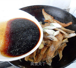 熬小海鱼的做法步骤：6