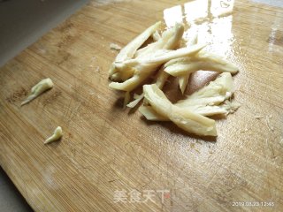 西红柿焖牛肉的做法步骤：2
