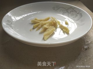 清炒芥菜的做法步骤：2