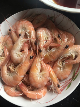 白灼大对虾的做法步骤：3
