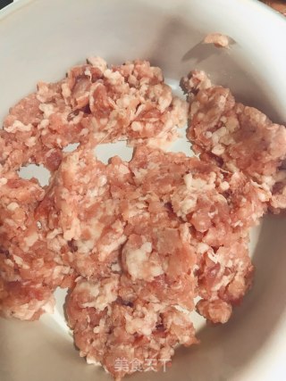 百搭肉馅的做法步骤：1