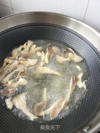 “榨菜”肉丝平菇炒榨菜的做法步骤：9