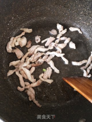 瘦肉炒榨菜的做法步骤：4