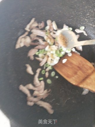 瘦肉炒榨菜的做法步骤：5