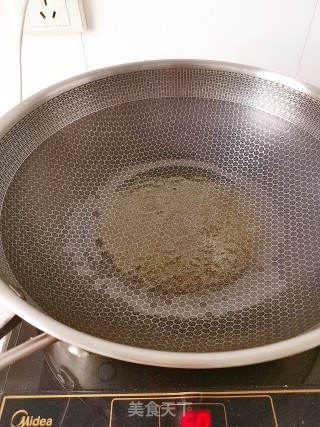 韭菜苔炒牛肉的做法步骤：5