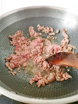 韭菜苔炒牛肉的做法步骤：6