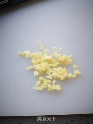 清炒甜豆的做法步骤：2