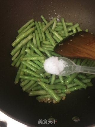 蒜蓉炒豆角的做法步骤：5