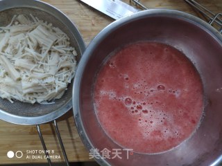 羊肉炖西红柿金针菇的做法步骤：5