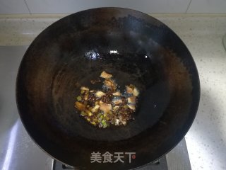 辣子鸡丁的做法步骤：2
