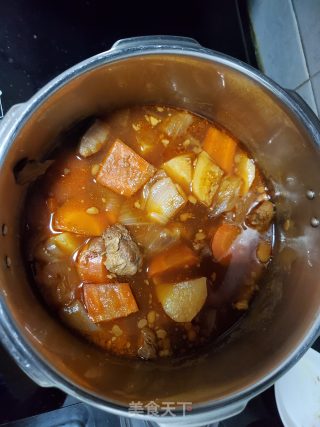土豆焖牛腱子肉的做法步骤：8