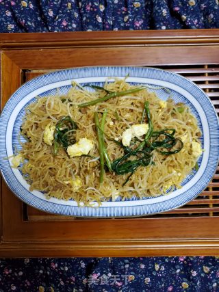 肉末鸡蛋炒米粉的做法步骤：7