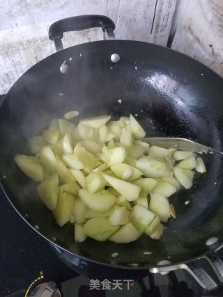 蒜香笨黄瓜的做法步骤：4