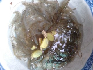 醉虾的做法步骤：1