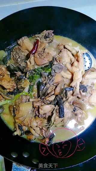野山菇炖小鸡的做法步骤：6