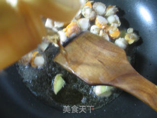 扇贝肉炒芹菜的做法步骤：3