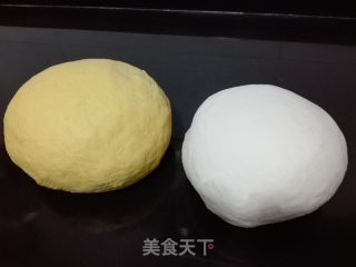 南瓜豆沙卷的做法步骤：1