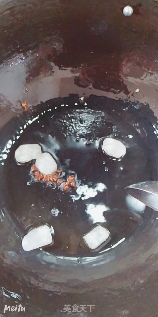 红烧蒜香排骨的做法步骤：7
