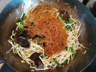炒合菜的做法步骤：18