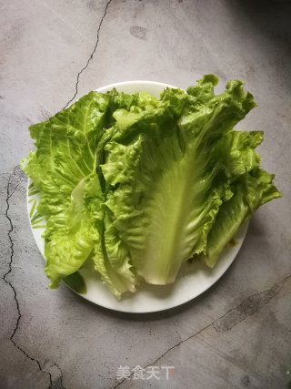 榨菜拌生菜的做法步骤：1