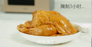 烤全鸡-外酥内嫩，十分美味的做法步骤：1